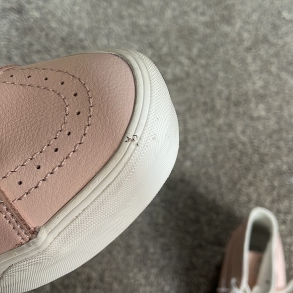 New Vans Leather Platform Sneakers - Picture 9 of 10